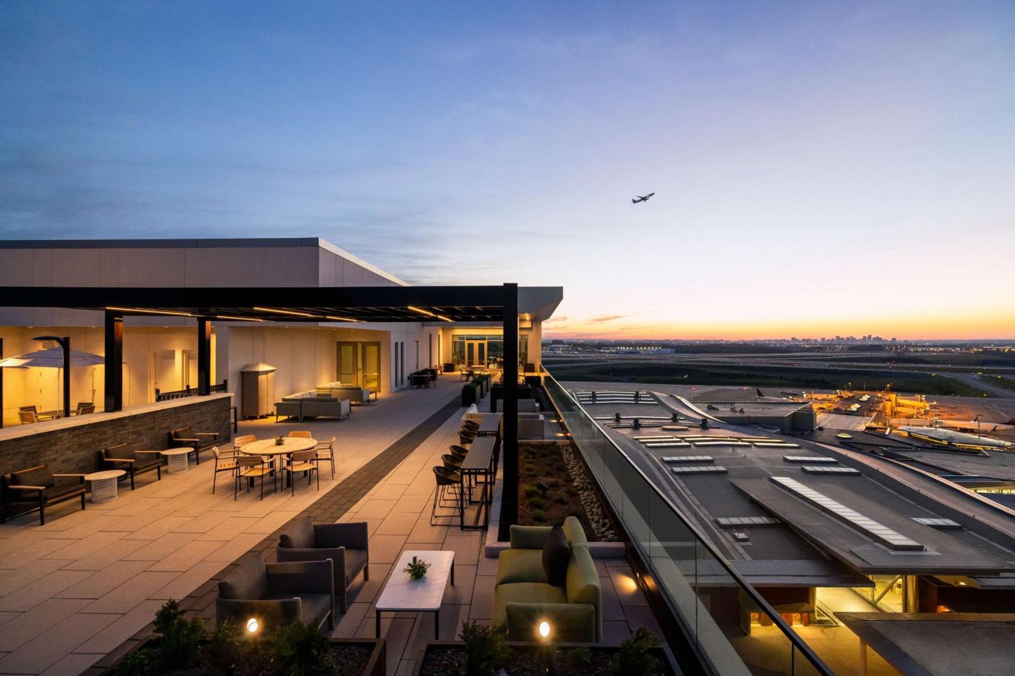 Hilton Bna Nashville Airport Terminal מראה חיצוני תמונה